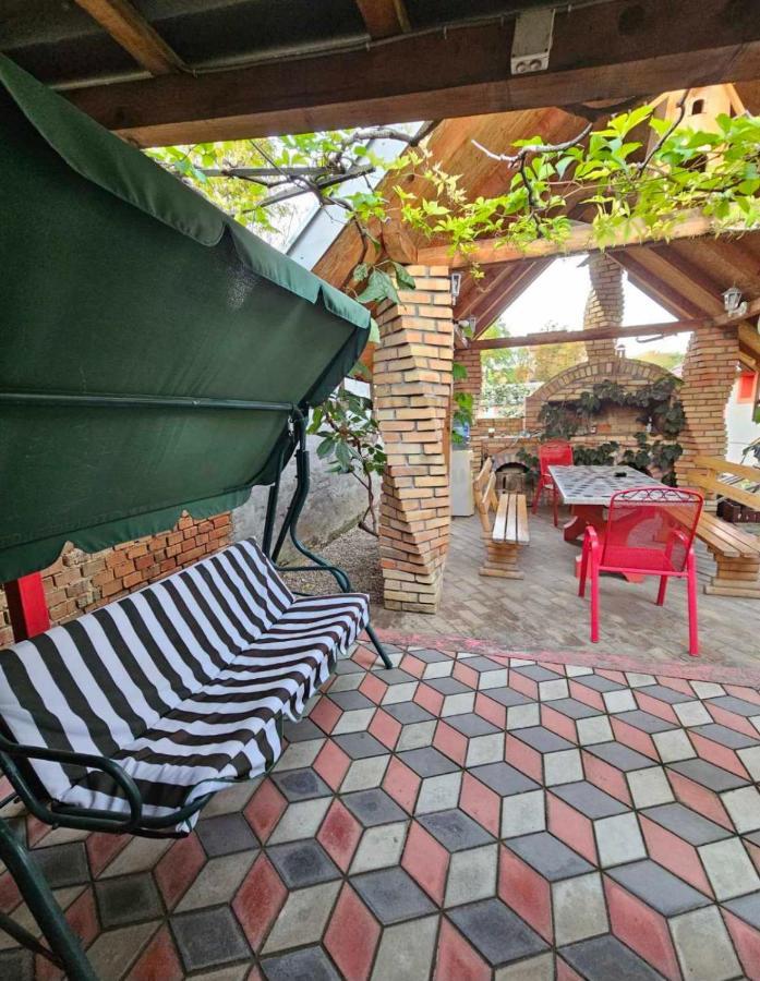 Apartman Centar Srbobran Екстер'єр фото