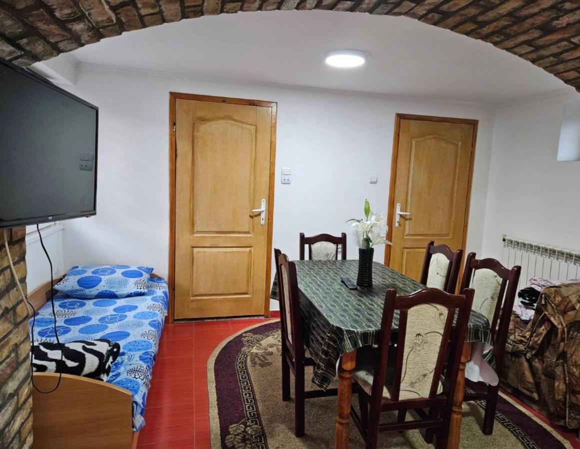 Apartman Centar Srbobran Екстер'єр фото